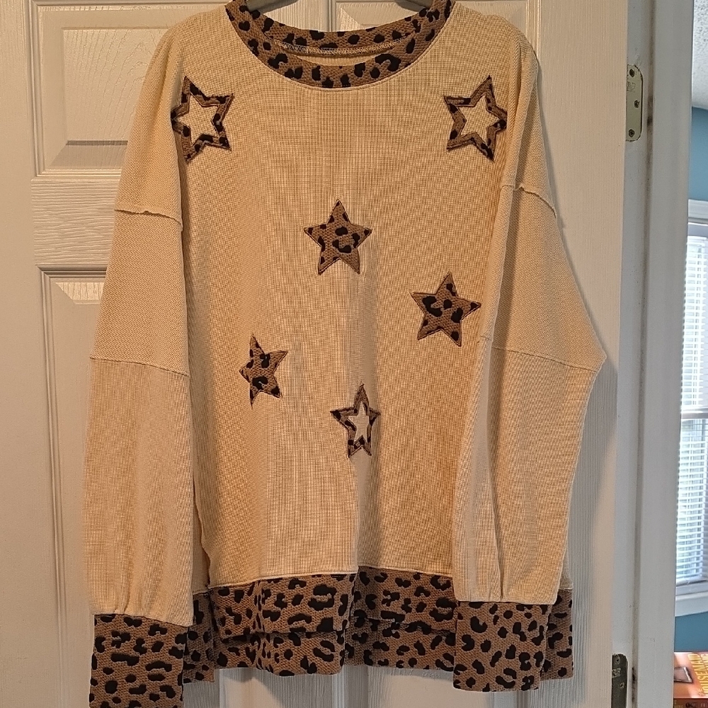 Leopard Trim Star Thermal Pullover - Cream
